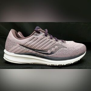 Saucony Ride 13 Women’s Size 9.5 Purple Running Walking Shoes preowned